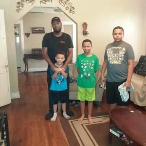 Meet your Posher, Antonio